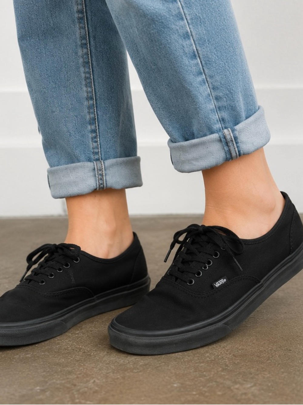 Vans Authentic Black Monochrome Canvas Sneakers – Women’s 7.5 / Men’s 6